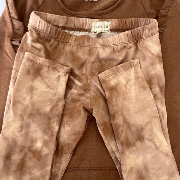 Outfit sweatshirt with leggings girl size 8 - Picture 3 of 3